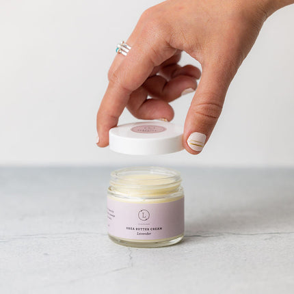 Lizush-SheabuttercreamforbodyinLavenderscent_2_282187c5-3970-4cf3-8b9f-b3de9bc7db6e